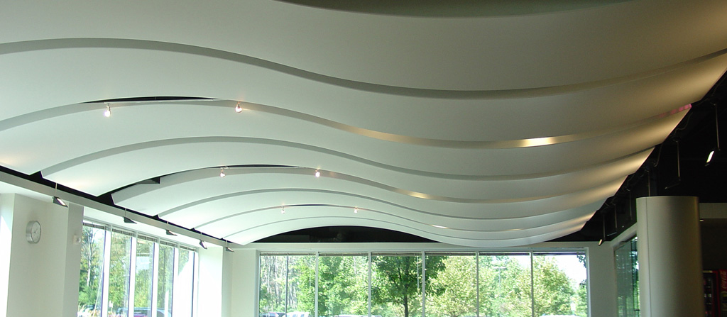 Plafonds flottants sur&nbsp;mesure